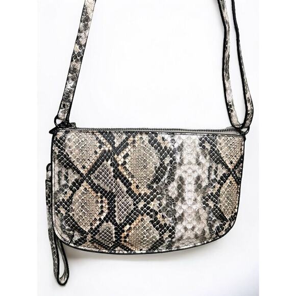 Jen And Co Crossbody w/ Zipper Pocket Snake Skin Print Vegan Leather Faux - Picture 1 of 9